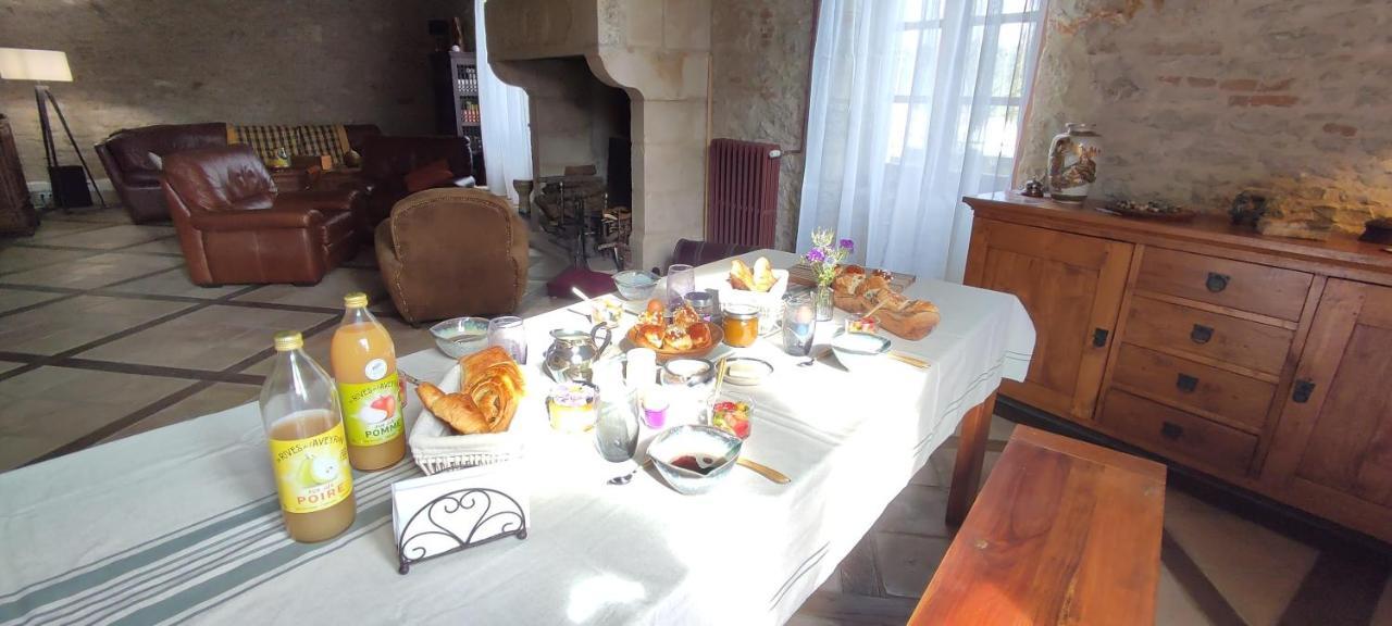 Domaine Les Garrigues Bed and Breakfast Puygaillard-de-Quercy Εξωτερικό φωτογραφία