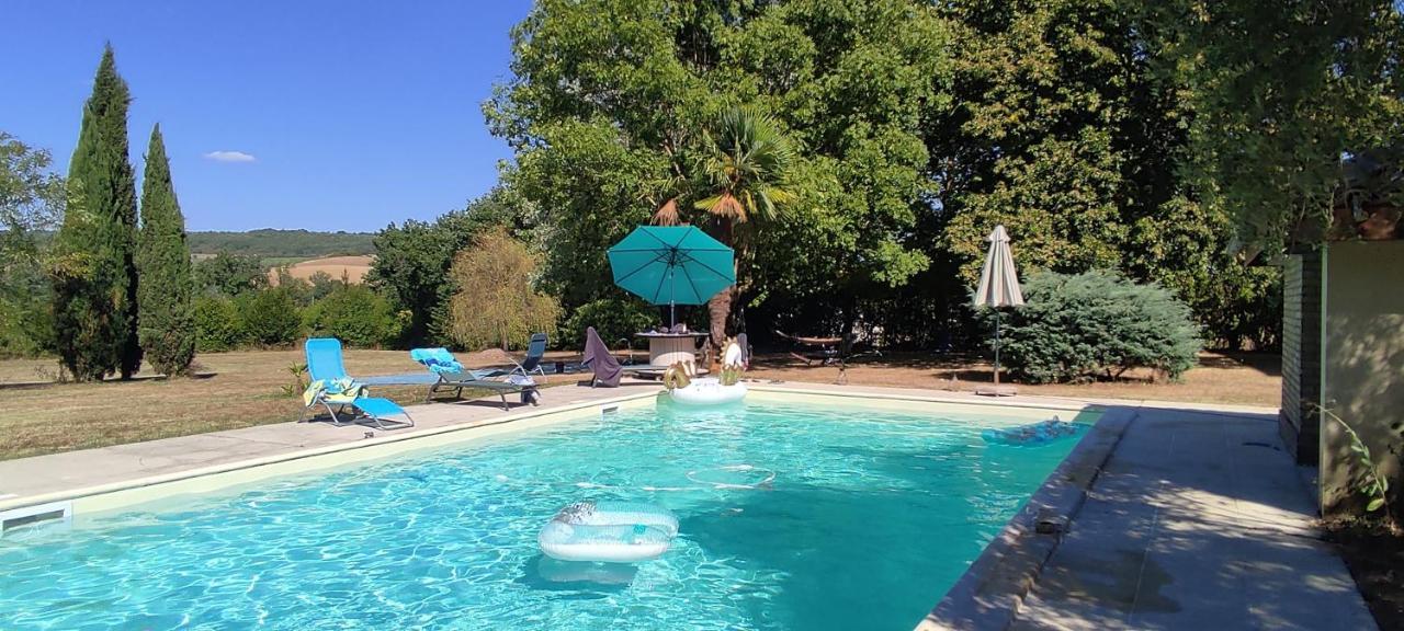 Domaine Les Garrigues Bed and Breakfast Puygaillard-de-Quercy Εξωτερικό φωτογραφία